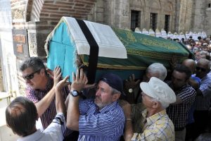Halit Cura  son yolculuğuna uğurlandı