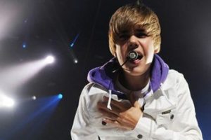 Justin Bieber'e şok dava