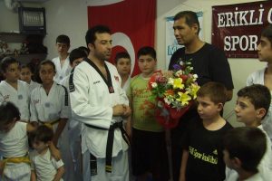 Boğazın Boğası gen&ccedil; sporcular ile buluştu