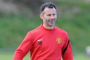 Giggs hedefini a&ccedil;ıkladı