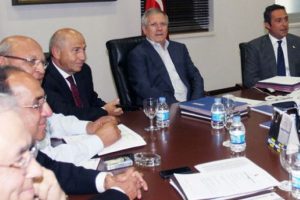 Aziz Yıldırım yeniden koltuğunda..