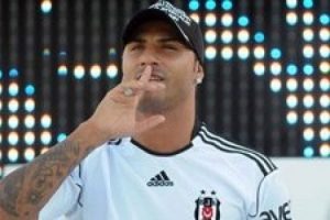 Q7'den Beşiktaş kampına baskın