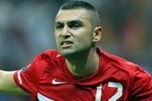 Burak Yılmaz resmen Galatasaray'da