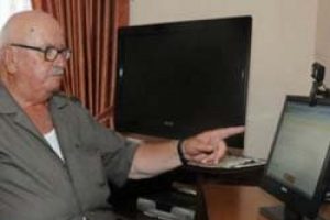 Rize'nin en yaşlı internet kullanıcısı