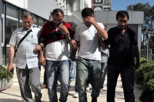 Yankesiciler su&ccedil;&uuml;st&uuml; yakalandı