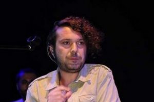 İsyan ede ede birinci oldu