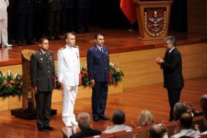 G&uuml;l'den Harp Akademisi &ouml;ğrencilerine diploma