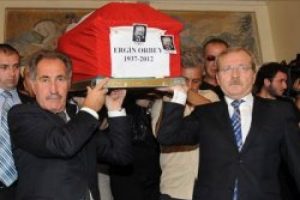 Ergin Orbey son yolculuğuna uğurlandı