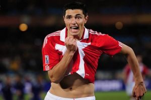 Oscar Cardozo geliyor