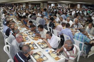 Aşevinde iftar bereketi