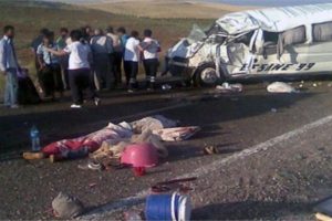Katliam gibi kaza: 6 &ouml;l&uuml;!