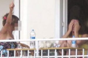 Tabut evler travestilere kiralanıyor