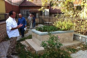 Osmanlı'nın ilk m&uuml;derrisi vefa bekliyor