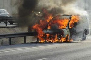 İstanbul trafiğini kilitleyen yangın