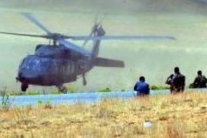 Helikopter pilotu d&uuml;ş&uuml;ş anını anlattı