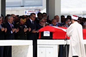 Şehitlerimizi uğurluyoruz