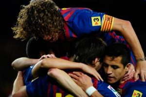 Barcelona ilk yarıda bitirdi