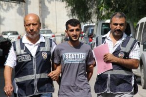 Su&ccedil; rekortmeni yakayı ele verdi