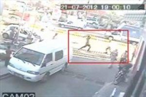 Cinayet &ouml;ncesi kavga kamerada