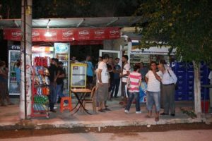 Hara&ccedil; kavgası: 1 imam, 1 polis yaralı