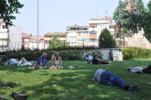 Sıcaklar İneg&ouml;ll&uuml;leri bunalttı