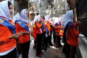 Krali&ccedil;e olmak i&ccedil;in dua ettiler