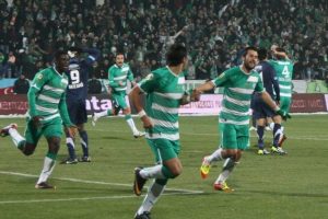 Fenerbah&ccedil;e Ozan İpek ve Serdar Aziz'i istedi