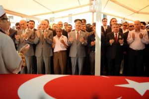 Şehitlerimiz son yolculuklarına uğurlandı