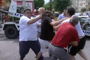 Kaza sonrası yumruklar b&ouml;yle konuştu
