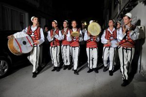 Bursa'da Balkan ezgileriyle sahura kalktılar