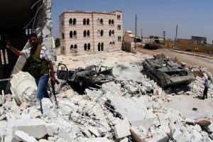 Suriye ordusu 4 tankla muhaliflerin yanında