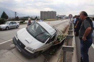 S&uuml;r&uuml;c&uuml;n&uuml;n kopan parmağı i&ccedil;in seferberlik