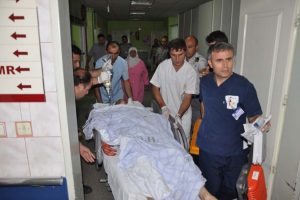 Bursa'da bı&ccedil;aklı kavga