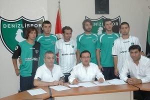 Denizlispor'da imza şov