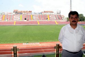 Es-Es Uefa yetkililerini bekliyor