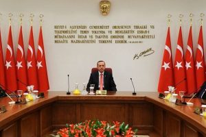 YAŞ bug&uuml;n toplanıyor