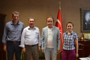 &Uuml;niversite yapılacak arazide fay hattı tespiti