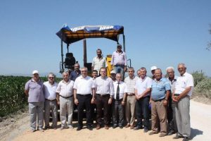 Karacabey yollarına sıcak asfalt