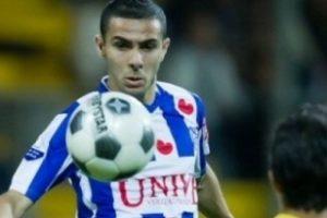Oussama Assaidi, Hollanda'da d&ouml;k&uuml;l&uuml;yor!