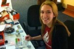 Facebook'un kurucusunun kardeşi Google'da &ccedil;alışıyor