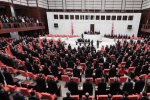 Ak Parti'den s&uuml;rpriz hamle