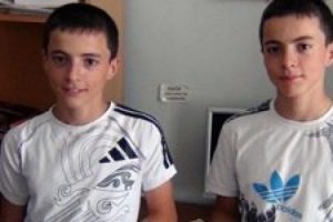 İkizlerin sınav sonucu şaşırttı