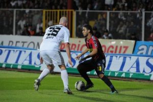 Beşiktaş'tan ayrıldı!