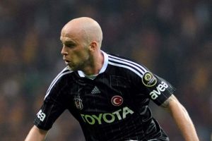 Ernst resmen Kasımpaşa'da