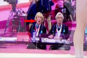 J&uuml;ri bu g&ouml;steriyi ağzı a&ccedil;ık izledi