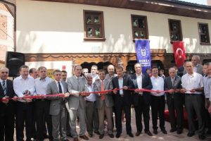 Harabeye d&ouml;nen camii &ouml;zg&uuml;n kimliğine kavuştu