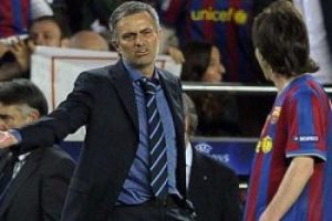 Jose Mourinho Messi'ye sataştı