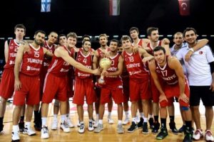 adidas İstanbul Cup şampiyonu T&uuml;rkiye