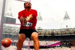 Eşref Apak'a g&uuml;m&uuml;ş umudu!