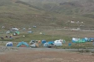 Sıcaklardan ka&ccedil;ıp yaylalara yerleştiler